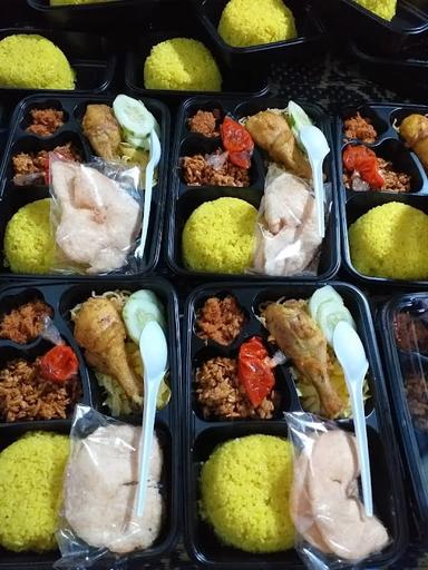 BAROKAH NASI UDUK & NASI KUNING