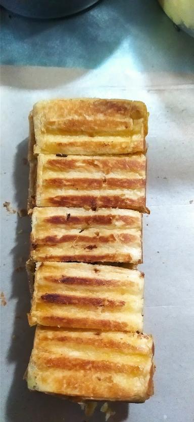 ROTI BAKAR