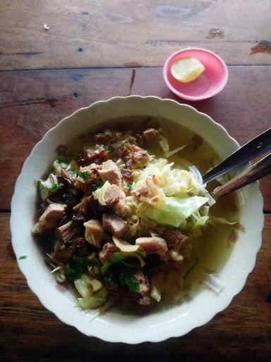 SOTO AYAM LENTHOK BU RETNO