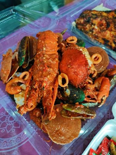 HUMAIRA SEAFOOD