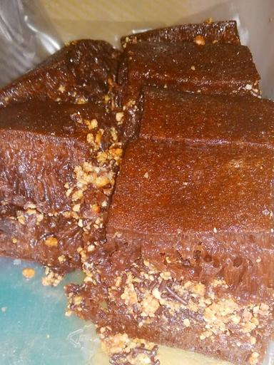 MARTABAK MADANIMAS TIYO