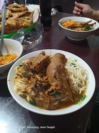 MIE AYAM GAJAH