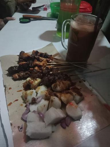 SATE AYAM MBAK GIK