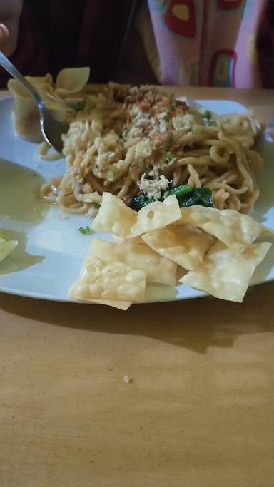 MIE DOWERR CABANG KRAKSAAN BESUKI