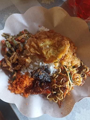 WARUNG NASI PECEL MADIUN