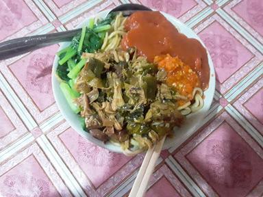 MIE AYAM BANGLADES