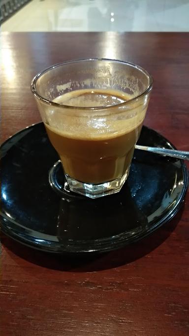 SEBIJI KOPI