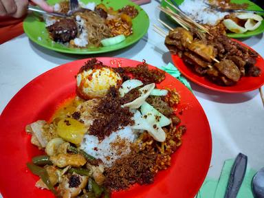 NASI LEMAK AWI