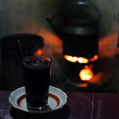 WARUNG KOPI SUGIK