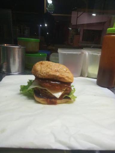 KU SUKA BURGER