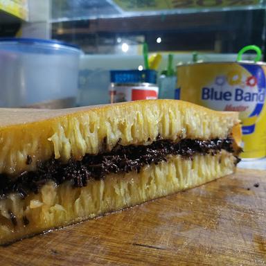 MARTABAK BANG UPI