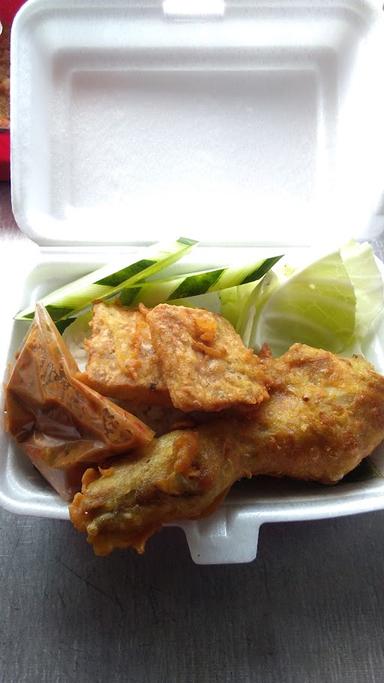 WARUNG AYAM PENYET NANDA