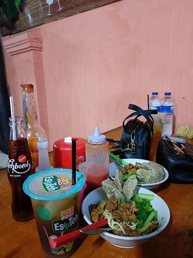 BASO LALA