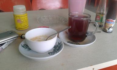 KEDAI KOPI SIMPANG TIGA