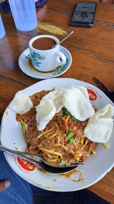 KEDAI KOPI JEMBATAN