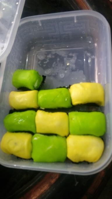 PANCAKE DURIAN SAHABAT