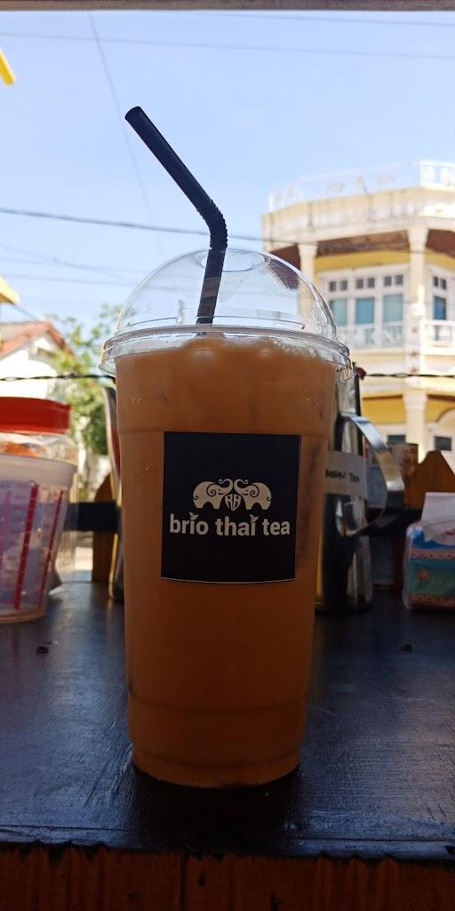 BRIO THAI TEA & FRIED CHICKEN