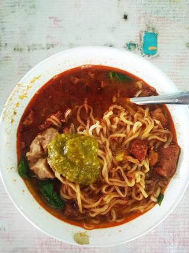 WARUNG BAKSO & MIE AYAM PODOMORO