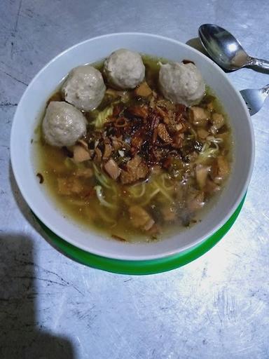 WARUNG BAKSO RAOS ECHO