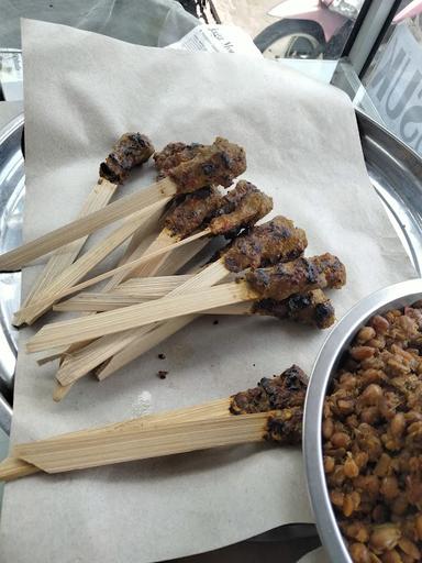 SATE AYAM & LILIT PUTU JAYA