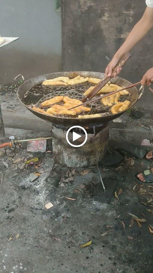 ROTI GORENG DAN CAKUE