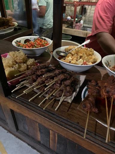 WARUNG POJOK CUKAM PAK SURADI