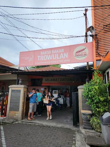 BAKSO BAKAR TROWULAN