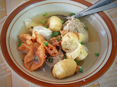 BAKSO KUTHO CAK JI