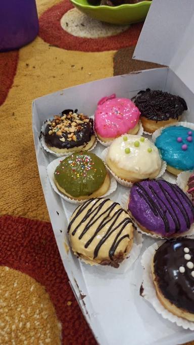 DOFREN (DONAT FRIENDS MALANG)