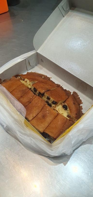 MARTABAK HAWAII MALANG