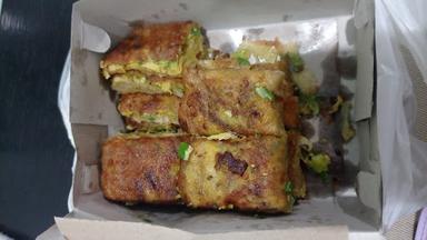 MARTABAK TERANG BULAN SETIA