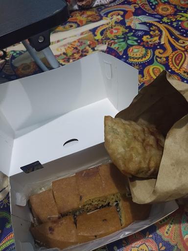 TERANG BULAN PUKIS MARTABAK MINI MALANG NGALAM