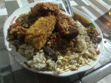 WARUNG NASI RAWON MBAK TEN