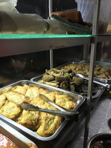 WARUNG NASI RAWON MBAK TEN