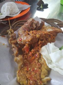 Photo's Ayam Gepuk Pak Gembus Yasmin - Bogor