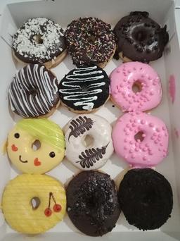 Photo's Donat Madu Cihanjuang