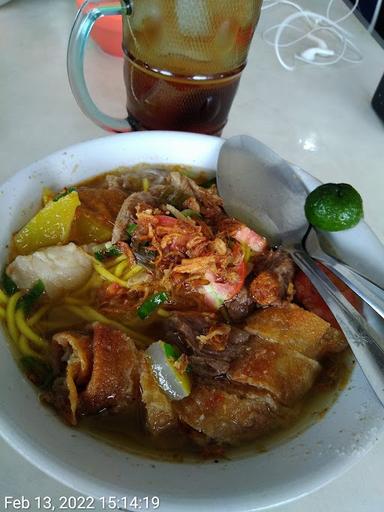 SOTO MIE BOGOR ( PAK DADANG )