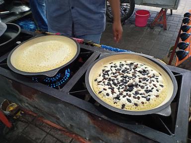 MARTABAK AHEN MANIS