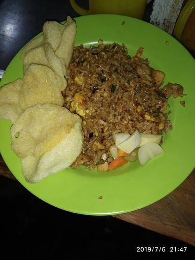 NASI GORENG OJO LALI