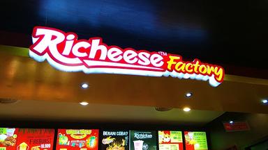 RICHEESE FACTORY BOGOR TRADE MALL