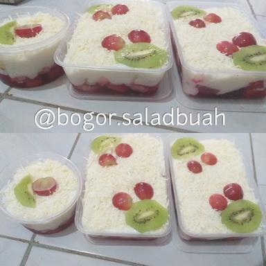 SALAD BUAH BOGOR