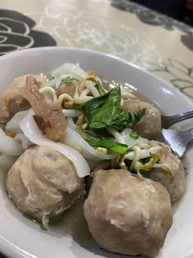 BAKSO NAGA