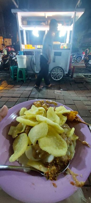 BUBUR AYAM PAK HAJI