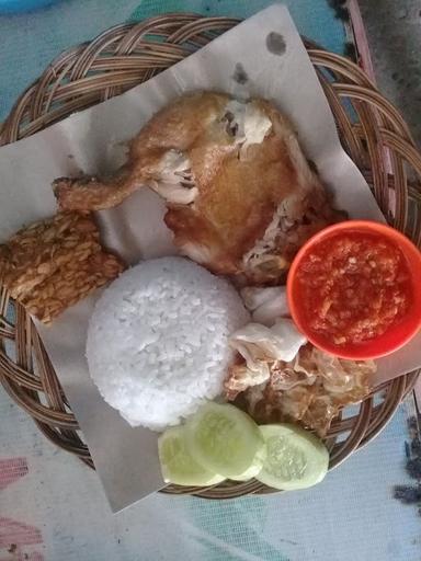 DAPUR YAYU TAKOYAKI AMIRA AYAM GEPREK AYAM PENYET AYAM SAMBAL CABE IJO DOCLANG