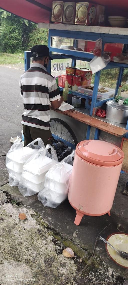 GEROBAK BUBUR AYAM