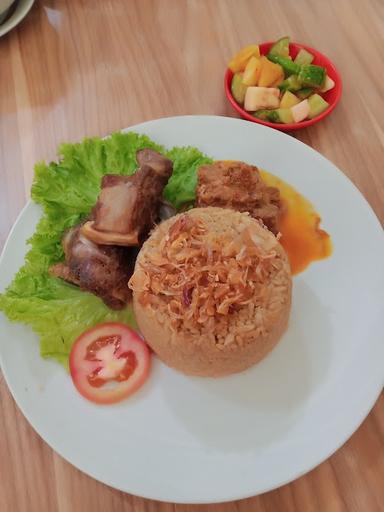 KEBULI RUMAH MAKAN