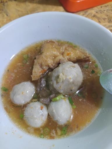 MIE AYAM BAKSO GATOT KACA