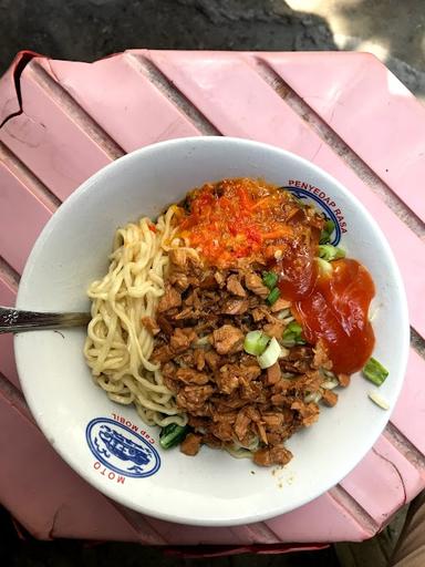 MIE AYAM MAS AGUS 0G TELKOM PAJAJARAN