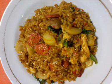 NASI GORENG DAN AYAM GORENG 79