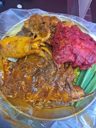 NASI KANDAR & AYAM BEBEK ROASTED KUN FA YAKUN BOGOR